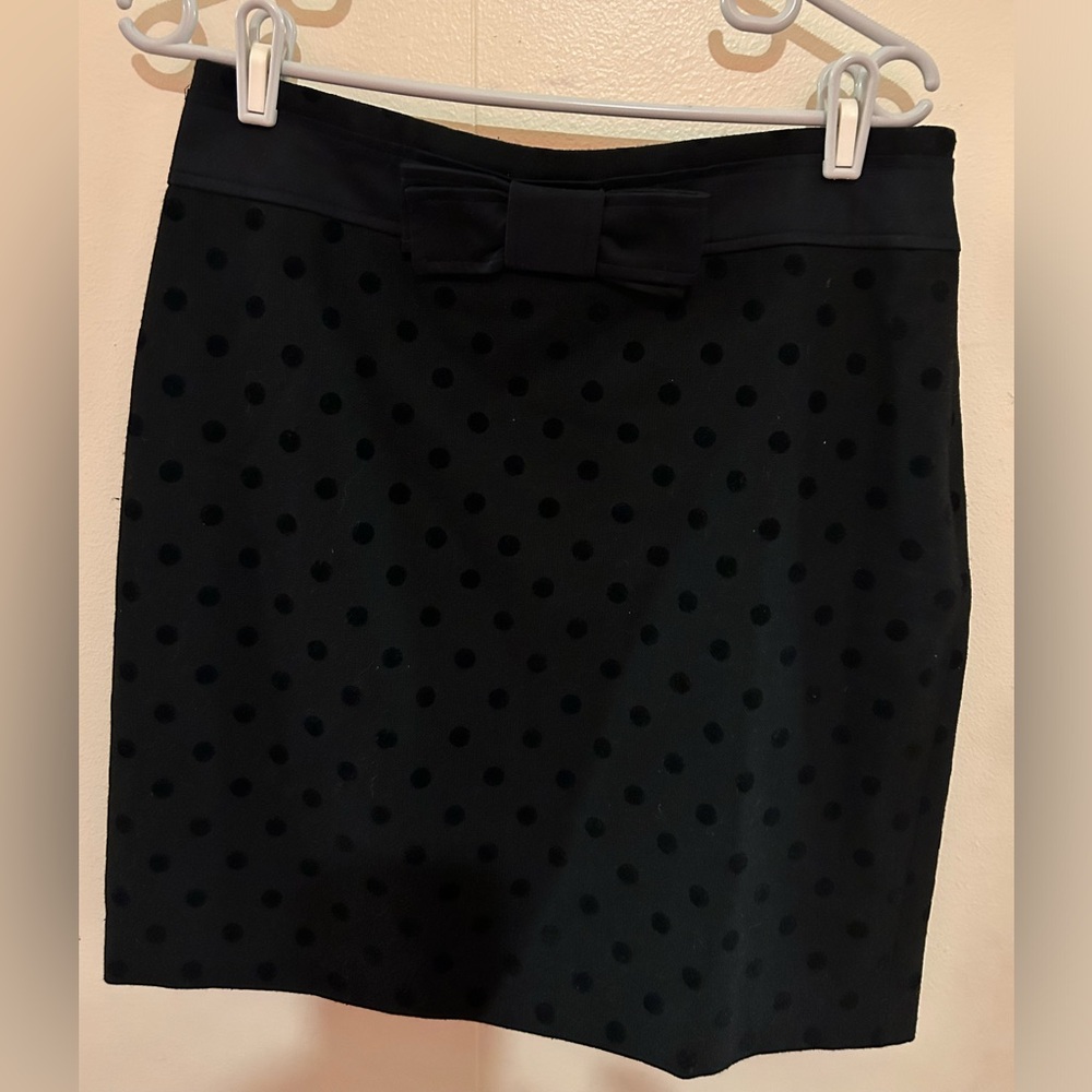 LOFT polka dot pencil skirt - 8, grey and black